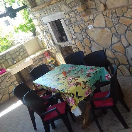 Holiday Home Nora**** Loznati Cres Eksteriør bilde